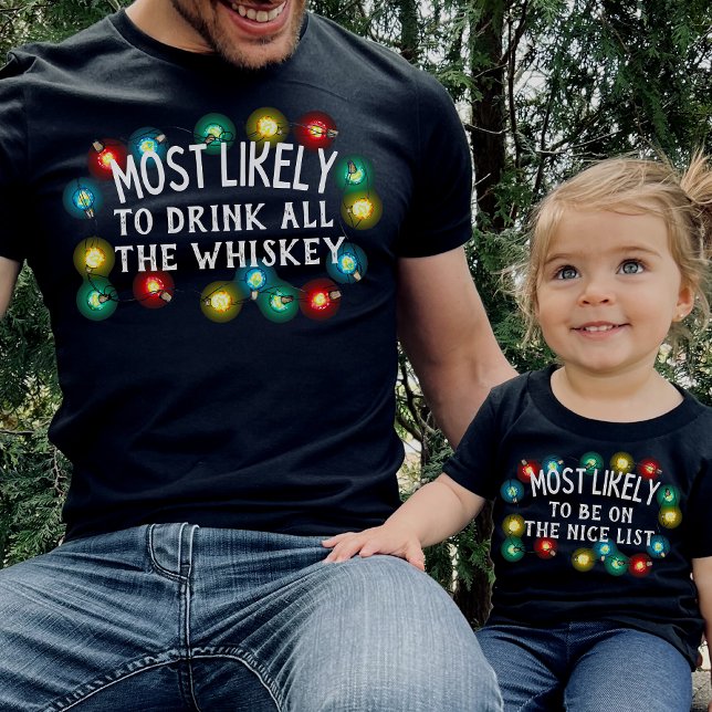 Mest trolig Anpassningsbar - en trevlig julfamilj T Shirt (Skapare uppladdad)