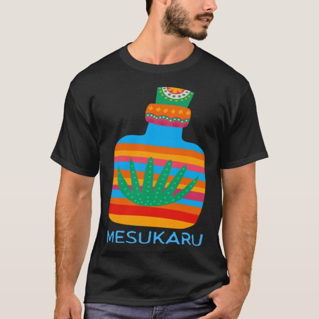 Mesukaru Mezcal Bottle T Shirt (Framsida)