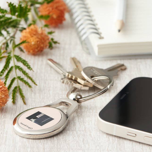 metafor_14_intersection_2 metall ovalt silverfärgad nyckelring (Sidan)