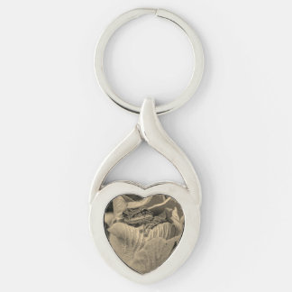 Metal Keychain Twisted Heart Silverfärgad Nyckelring
