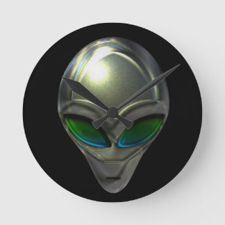 Metall Alien Head 02 Wall Clock Rund Klocka