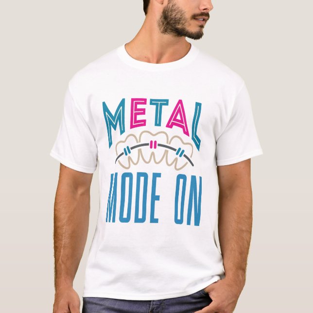 Metall-läge på ortodontistorgelklammerparentes t shirt (Framsida)