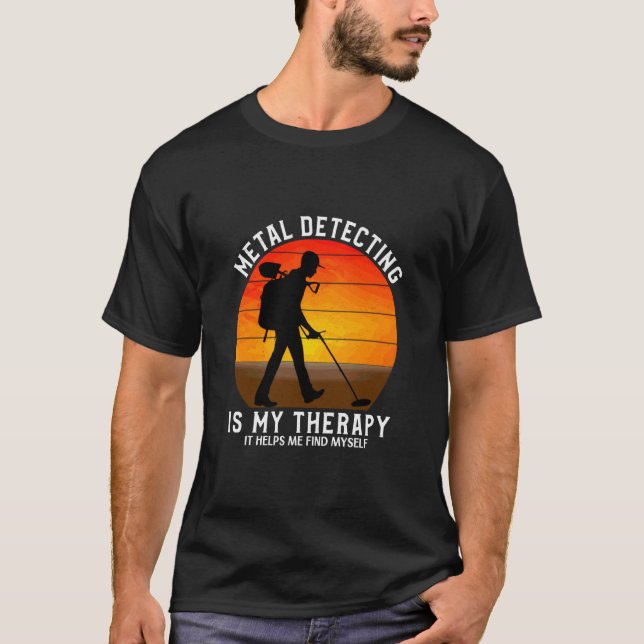Metalldetektering detektor detektering Rolig detek T Shirt (Framsida)
