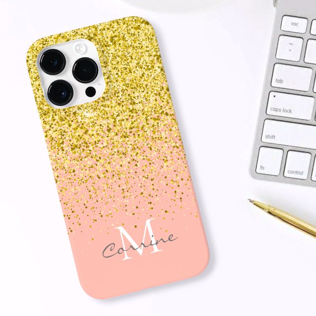 Metallic Guld Glitter Rain + Ro Quartz Monogram (Skapare uppladdad)