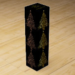 Metallisk brun koppar Black Guld Julgran Presentask För Vinflaska<br><div class="desc">Elegant Decorative Metallic Brown Copper and Black Guld God jul Träd Mönster Julhelg Presentask för Vinflaska</div>