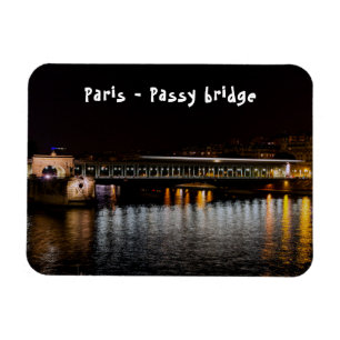 Metro-korsning Passy-bron nattetid Magnet