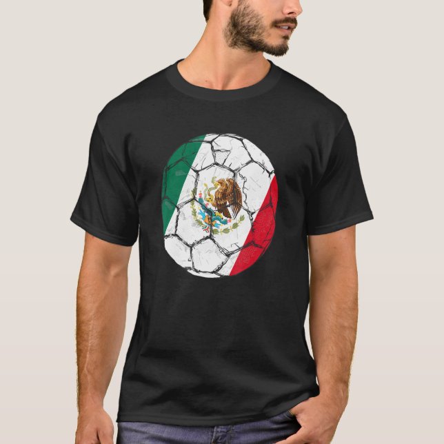 Mexico Soccer Team Apparel 2022 Mexican Ball Flag  T Shirt (Framsida)