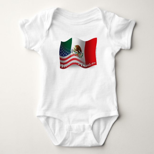 Mexikan-Amerikan som vinkar flagga T-shirt (Framsida)