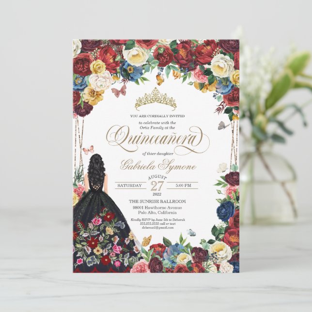 Mexikansk Blommigt Embroidery Butterfly Quinceaner Inbjudningar (Stående Fram)