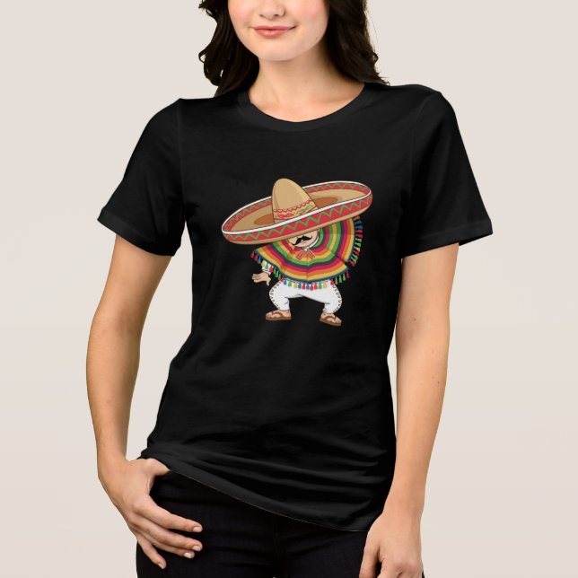 Mexikansk pojke Dabbing Poncho Cinco de Mayo T Shirt (Framsida)