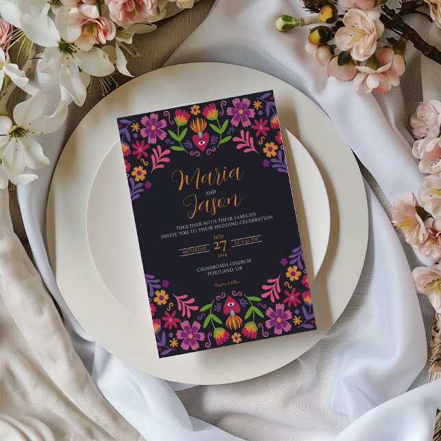 Mexikansk svart Blommigt Fiesta Nuestra Boda Bröll Inbjudningar (Mexican Black Floral Fiesta Nuestra Boda Wedding Invitation)