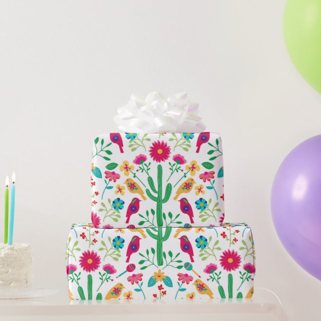 Mexikansk traditionell blomsterrik folkkonst i sta presentpapper (Festgåvor)