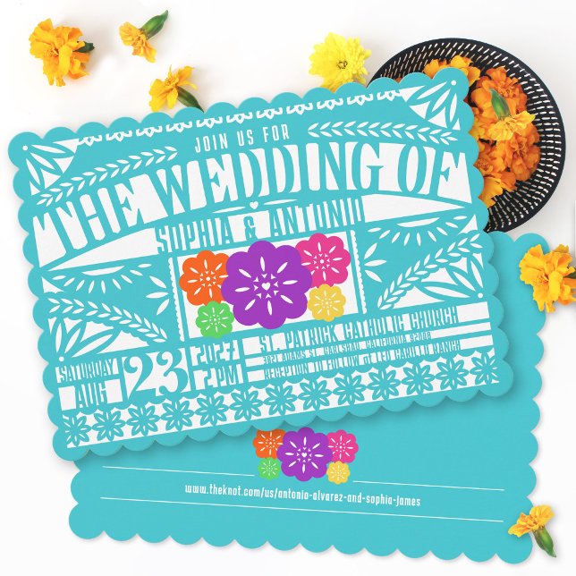 Mexikanska Fiesta Papel Picado Flagga TEAL Bröllop Inbjudningar (Colorful teal papel picado Mexican heritage fiesta flag celebration scalloped wedding invitation )
