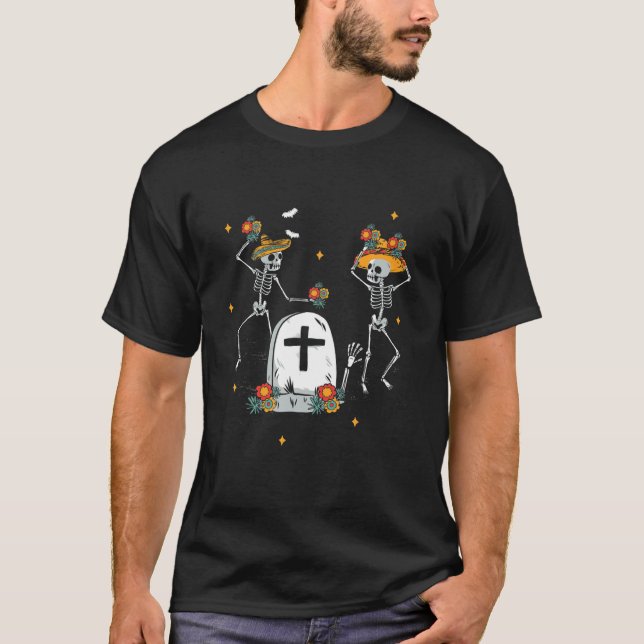 Mexikanska Skeletons Mariachi Sombrero Hat Dagen T Shirt (Framsida)