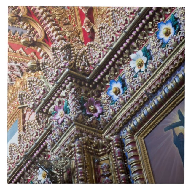 Mexiko, Queretaro. Detaljer i ornatrogen katolik Kakelplatta (Framsidan)