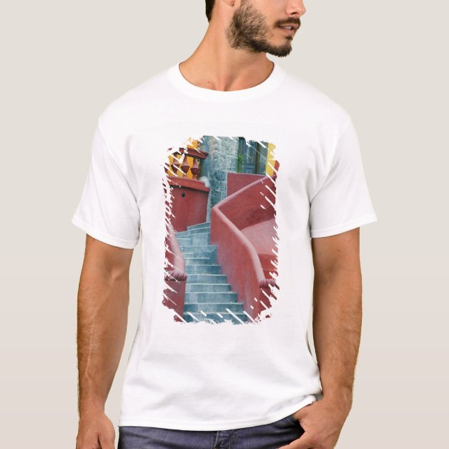 Mexiko, San Miguel de Allende, Färgglatt T Shirt (Framsida)
