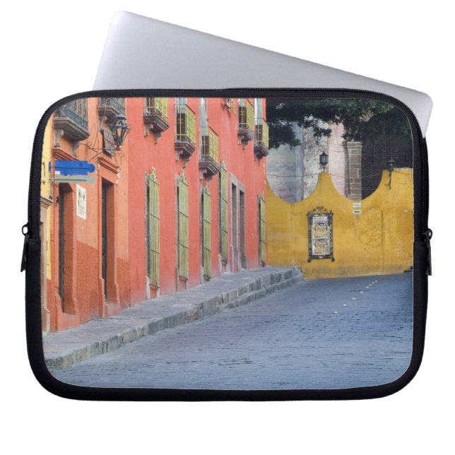 Mexiko, San Miguel de Allende, Hem längs Laptop Fodral (Framsidan)