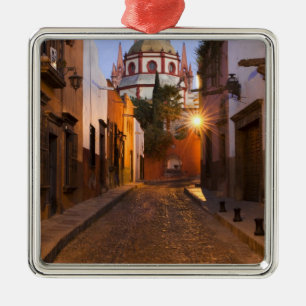 Mexiko, San Miguel de Allende. Tidig morgon Julgransprydnad Metall