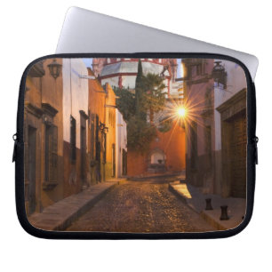 Mexiko, San Miguel de Allende. Tidig morgon Laptop Sleeve
