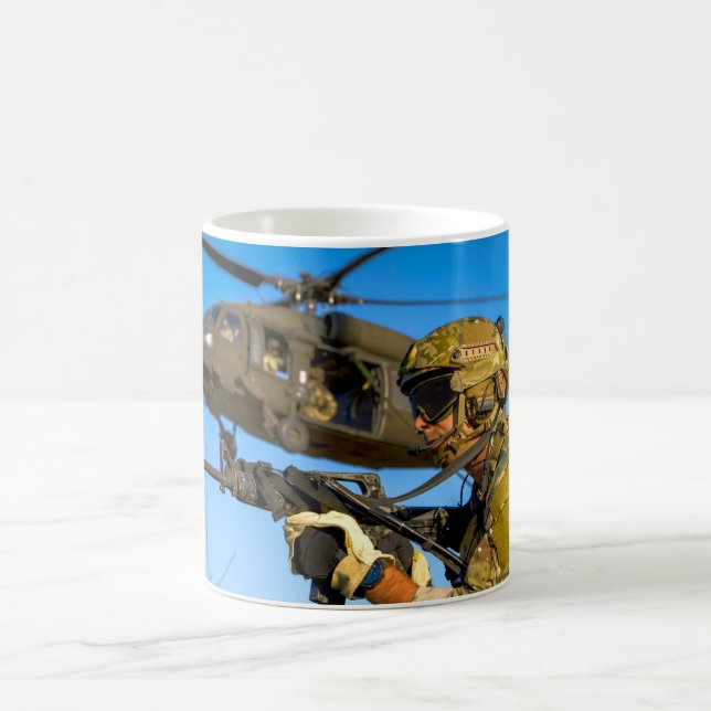 MH-60 M BLACK HAWK KAFFEMUGG (Center)