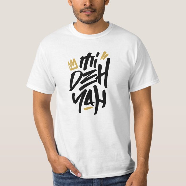 Mi Deh Yah Rasta Sayed Graffiti Märkre Stil Reggae T Shirt (Framsida)