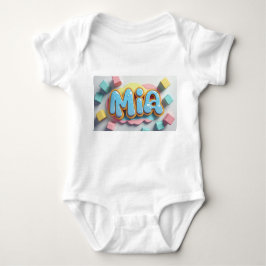 Mia skriven i graffiti font t shirt