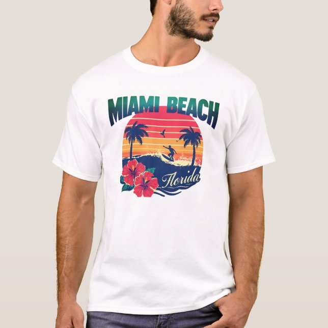 Miami Beach Surfer Sunset Hibiscus Florida Travel T Shirt (Framsida)