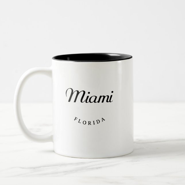 Miami Florida Black Font Två-Tonad Mugg (Vänster)