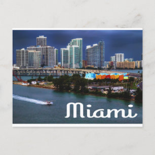 Miami Florida Skyline och Harbour At Nattght- USA Vykort