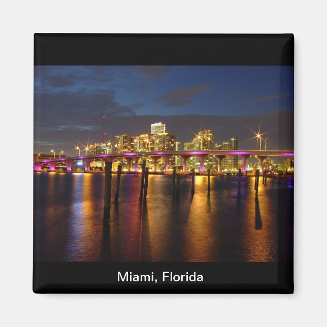 Miami Florida Skyline vid Night Magnet (Framsidan)