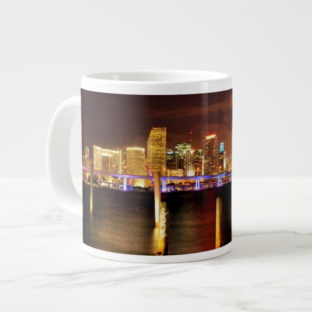 Miami skyline på natten, Florida Jumbo Mugg (Framsida vänster)