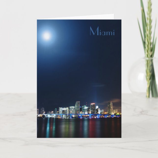 Miami Skyline på nattpanorama - hälsningskort Kort (Framsida)