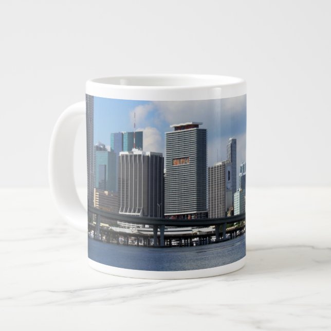 Miamis vattenfront jumbo mugg (Framsida vänster)