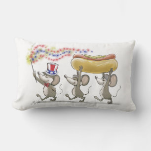 Mic, Mac & Moes Lycklig 4 juli Lumbar Pillow Lumbarkudde