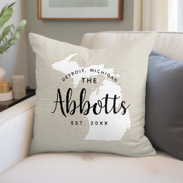 Michigan Family Monogram State Throw Pillow Kudde