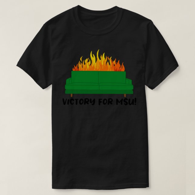 Michigan State Burning Couch Classic T-Shirt (Design framsida)