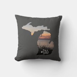 Michigander Silhouette med typografi Kudde