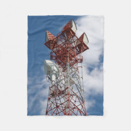 Microwave Telecommunications Torn Fleecefilt