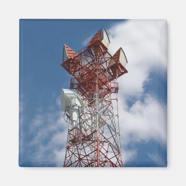 Microwave Telecommunications Torn Magnet (Framsidan)