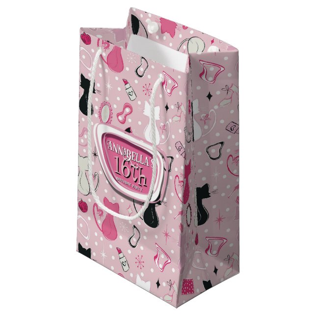 Mid Centres Rosa Heart Cats Birthday (Framsidan Vinklad)
