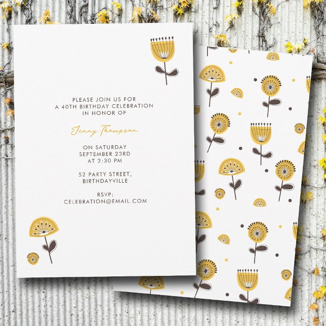 Mid Century Modern Gult Blommigt Birthday Inbjudningar (Mid Century Modern Yellow Floral Birthday Invitation)