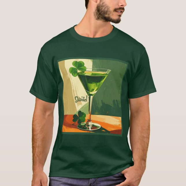 Mid Century Modern Shamrock Martini Sláinte!  T Shirt (Framsida)