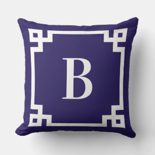 Midnatt Blå Grekisk Nyckel Kant Monogram Kudde