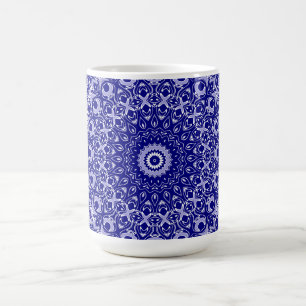 Midnatt Blått och Vitt Mandalamönster Kaffemugg