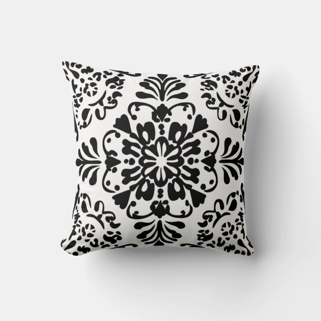 Midnight Blommigt Elegance Pillow Kudde (Framsida)