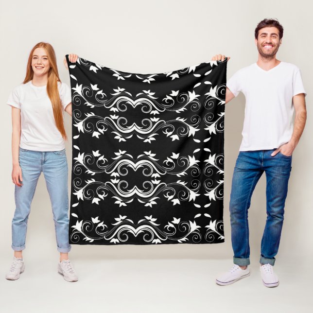 Midnight Bloom Fleece Blanket (På plats)
