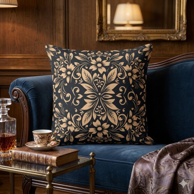 Midnight Elegance Damask Blommig Kuddslang Kudde (Skapare uppladdad)