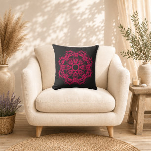Midnight Fuchsia Mandala Kudde