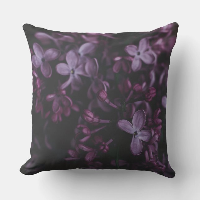 Midnight Lilac Reverie Kuddinkast Kudde (Framsida)