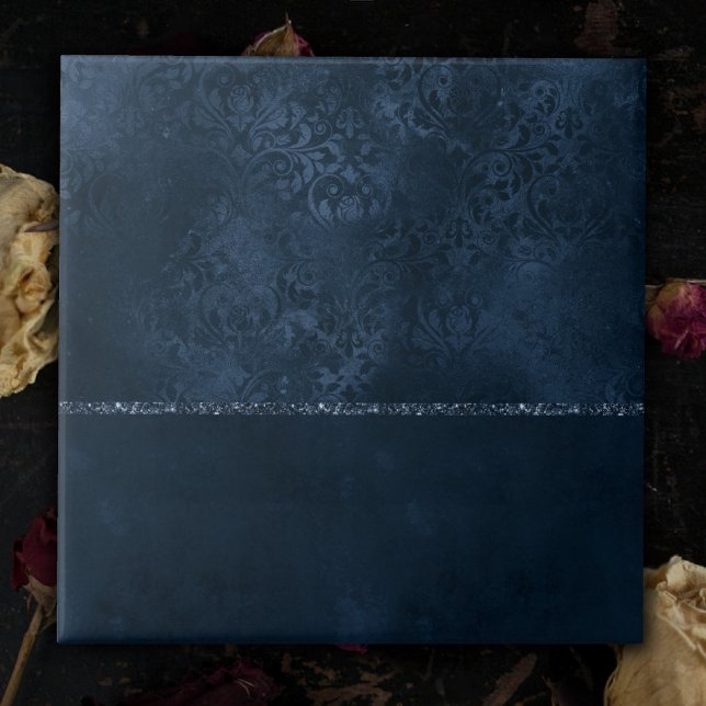 Midnight Navy Romantik | Blue Satiny Grunge Damask Kakelplatta (Skapare uppladdad)